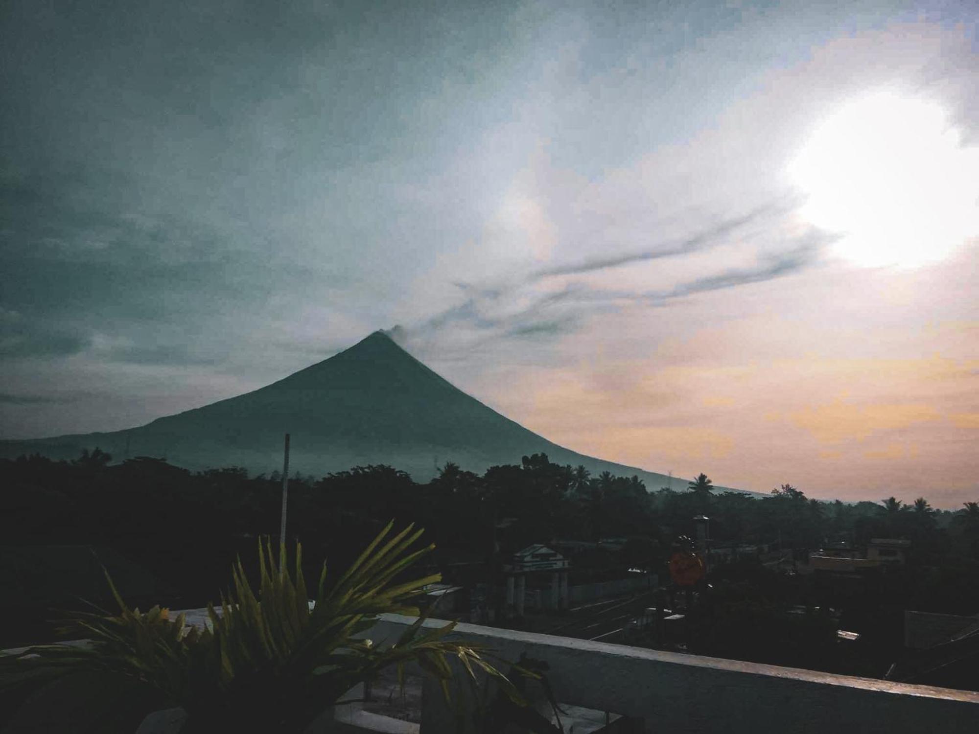 Majestique Hotel Albay Bicol Guinobatan Buitenkant foto